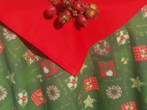 Karácsonyi asztalterítő zöld - adventi koszorús