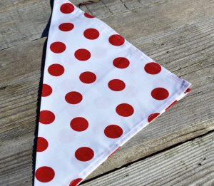 Pöttyös textil szalvéta: fehér - piros pöttyös