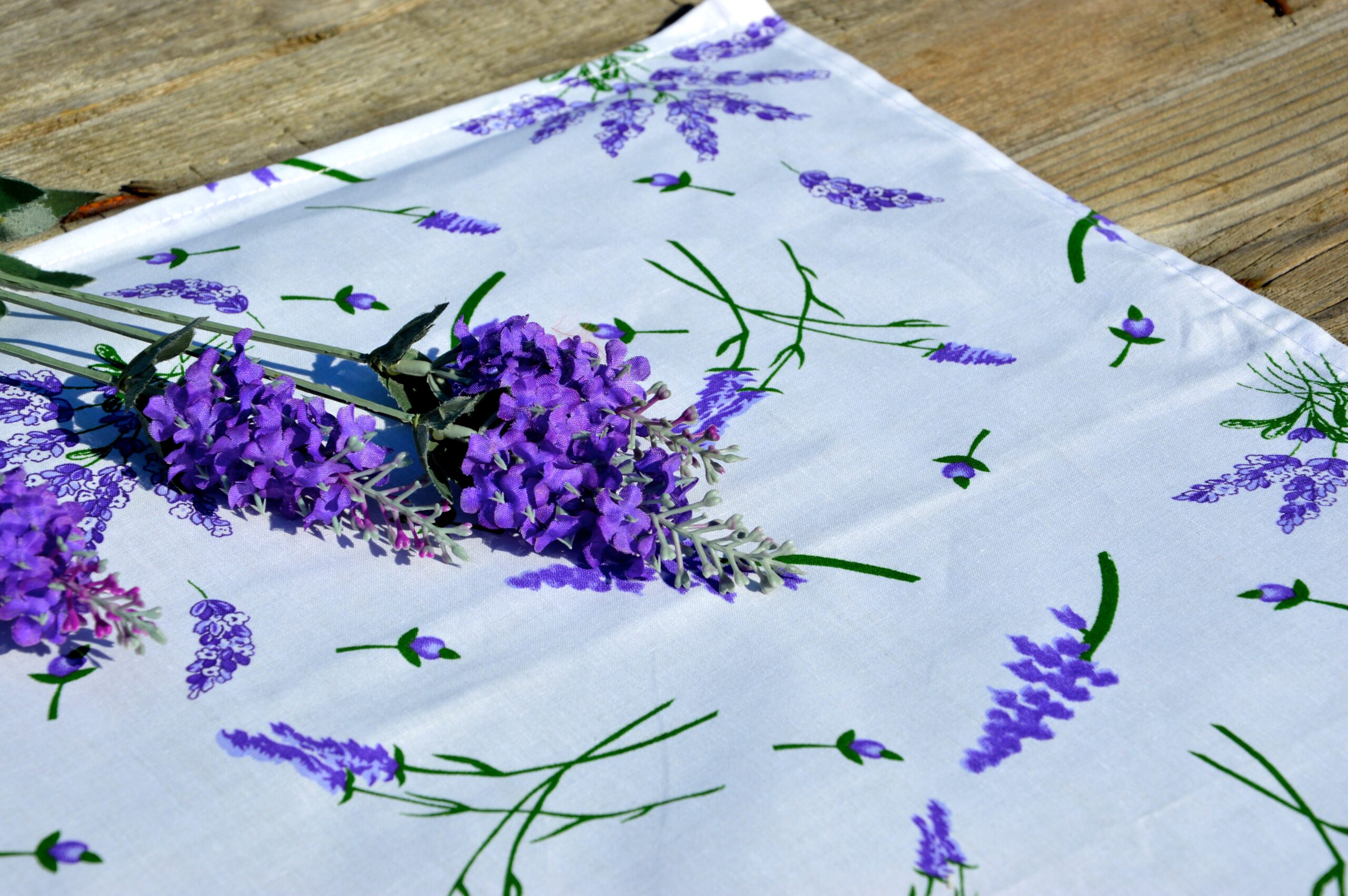 Levendula mintás textilek - levendula a lakásban