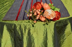 Ünnepi asztalterítő zöld - barna futóval