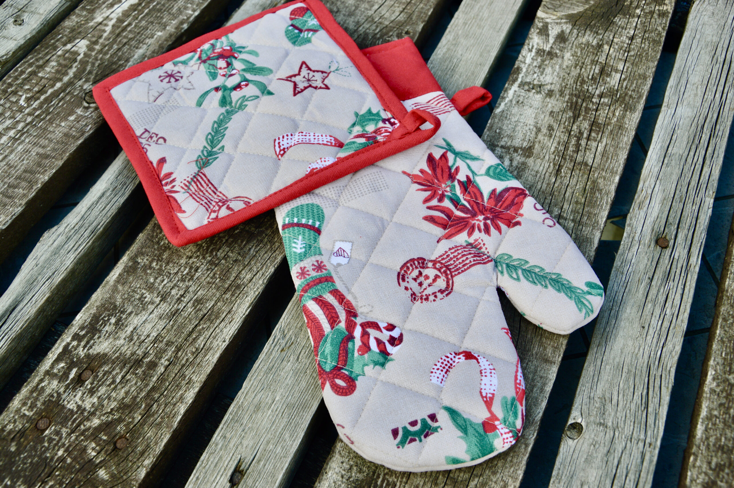 Karácsonyi konyhai textilek - egyszerű örömszerzés